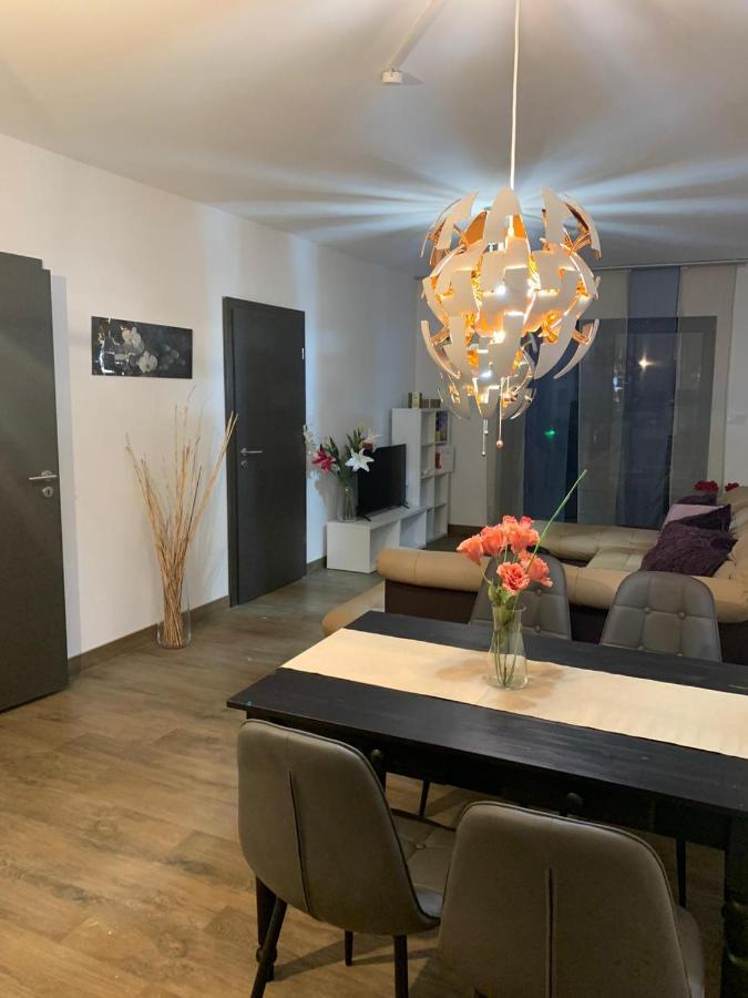 Ive'S Golden Gardenia Seaside Apartment Dziwnow Bagian luar foto