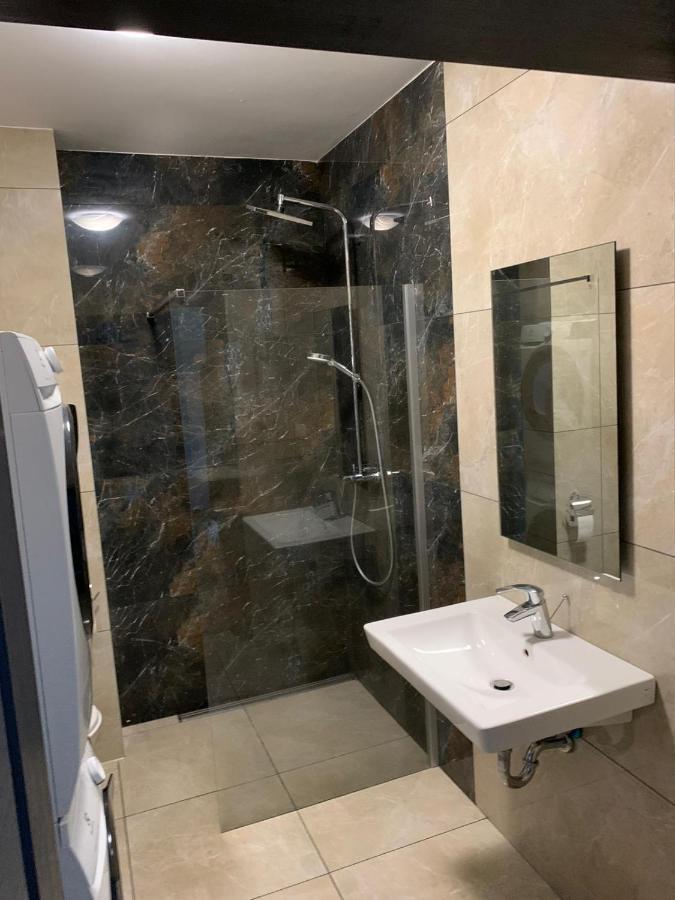 Ive'S Golden Gardenia Seaside Apartment Dziwnow Bagian luar foto