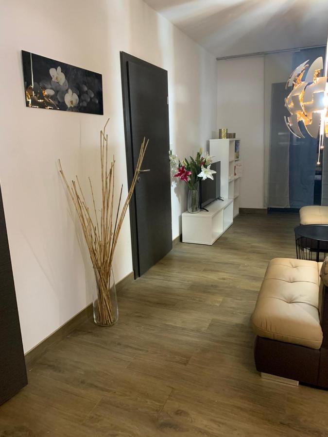 Ive'S Golden Gardenia Seaside Apartment Dziwnow Bagian luar foto