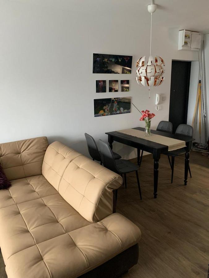 Ive'S Golden Gardenia Seaside Apartment Dziwnow Bagian luar foto